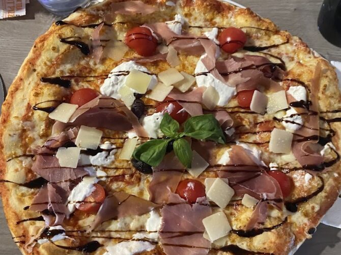 Restaurant Accossato à La Trinité, France