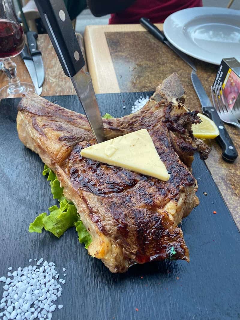 Restaurant Aux Pyrénées à Arcueil, France