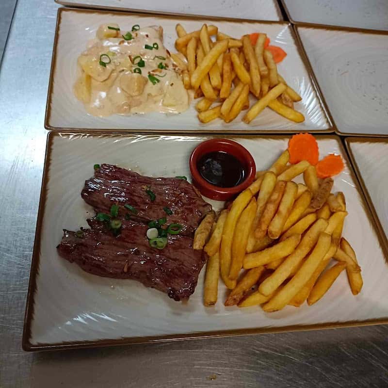 Restaurant bar angervillois à Angerville, France