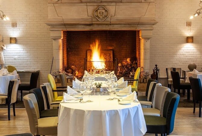 Restaurant by LENSOTEL à Vendin-le-Vieil, France