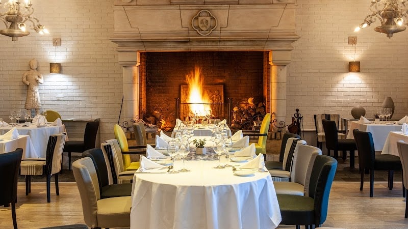 Restaurant by LENSOTEL à Vendin-le-Vieil, France