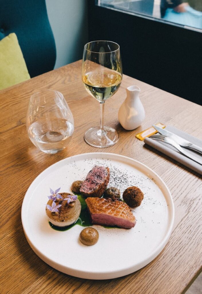 Restaurant Chefs à Table à Paris, France