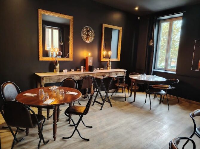 Restaurant Cogolin- Le Petit Bistrot à Cogolin, France