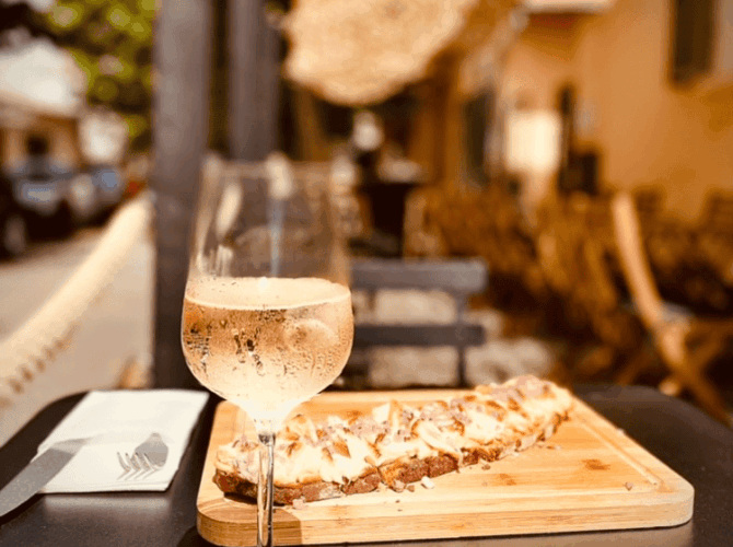 Restaurant Cogolin- Le Petit Bistrot à Cogolin, France