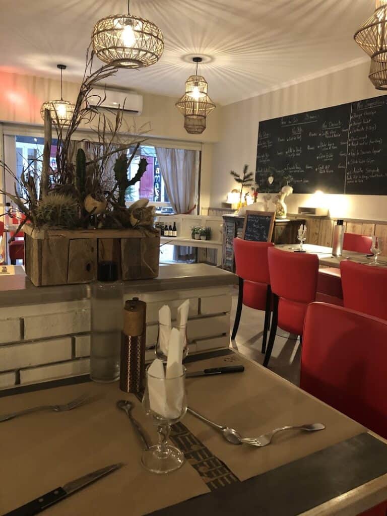 Restaurant du Théâtre à Orange, France — photo 1