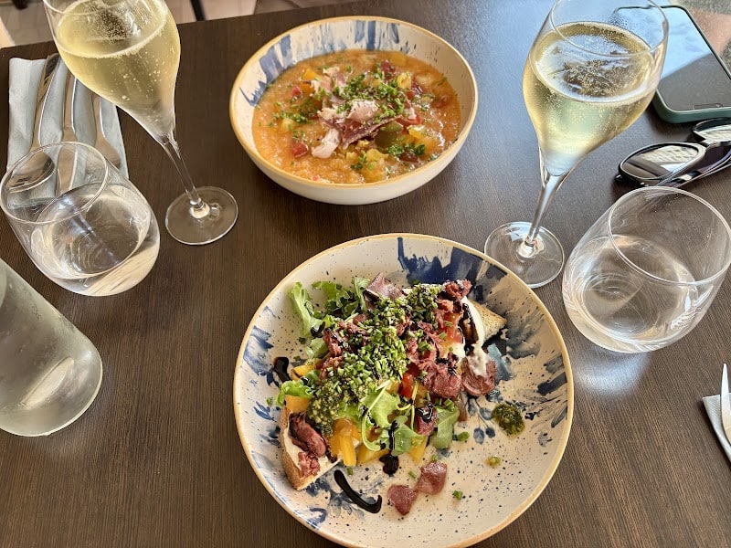 Restaurant Fragment à Rochefort, France