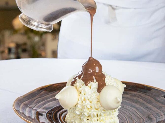 Restaurant Gastronomique Grimaud – Les Santons à Grimaud, France