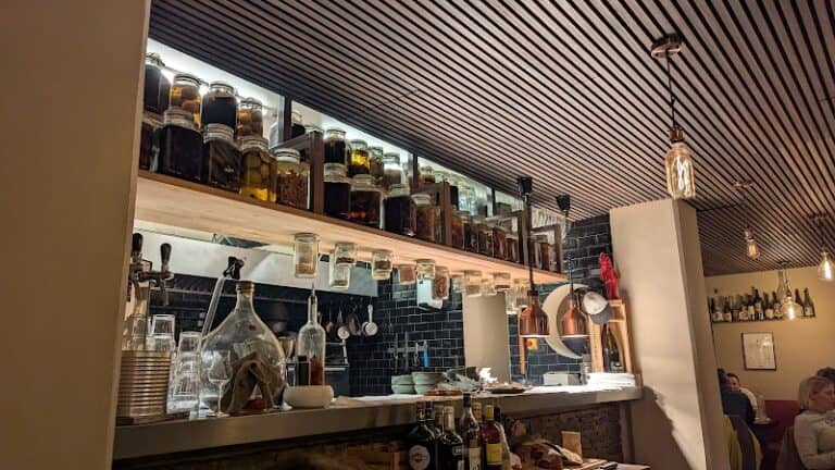 Restaurant Hestia à Bormes-les-Mimosas, France — photo 1