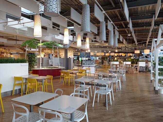 Restaurant IKEA Paris Nord Roissy à Gonesse, France