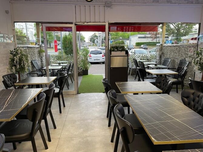 Restaurant Istanbul Kebab à Rillieux-la-Pape, France