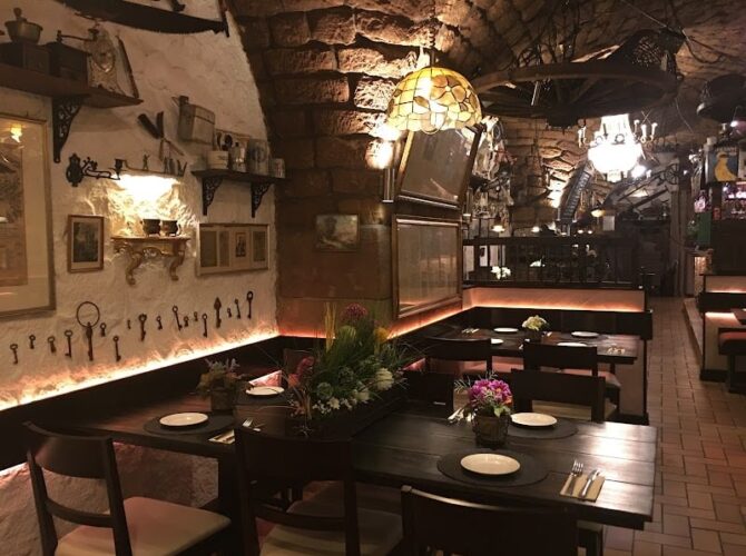 Restaurant Kaminkeller à Saarlouis (Sarrelouis), Allemagne