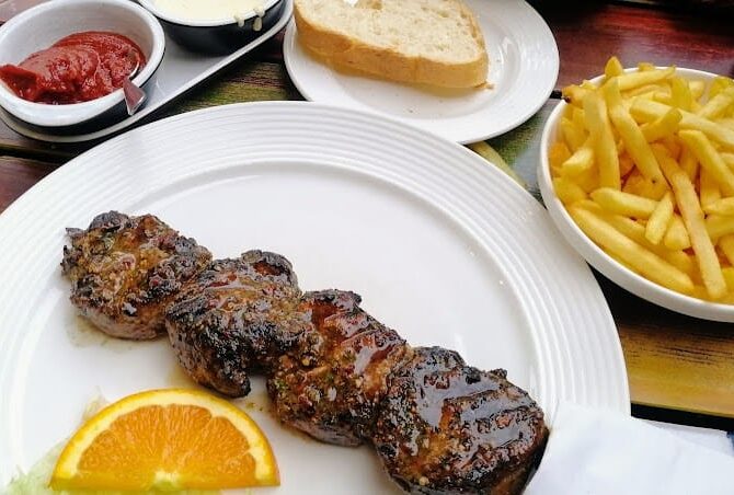 Restaurant Kaminkeller à Saarlouis (Sarrelouis), Allemagne