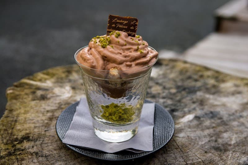 Restaurant L’ Auberge Du Pélican à Dinan, France