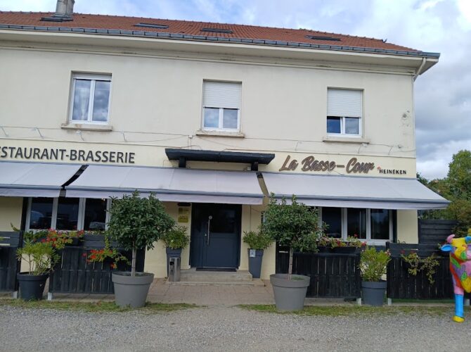 Restaurant La Basse Cour à Metz, France