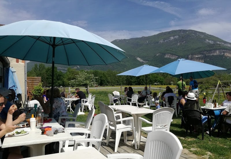 Restaurant La Ferme du Marais à Ceyzérieu, France