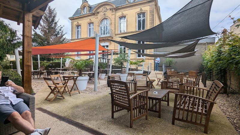 Restaurant La Gourmandière à Carignan, France
