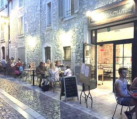 Restaurant La maïoun à La Colle-sur-Loup, France