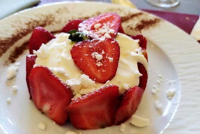Restaurant La Mangeoire à Auvers-Saint-Georges, France