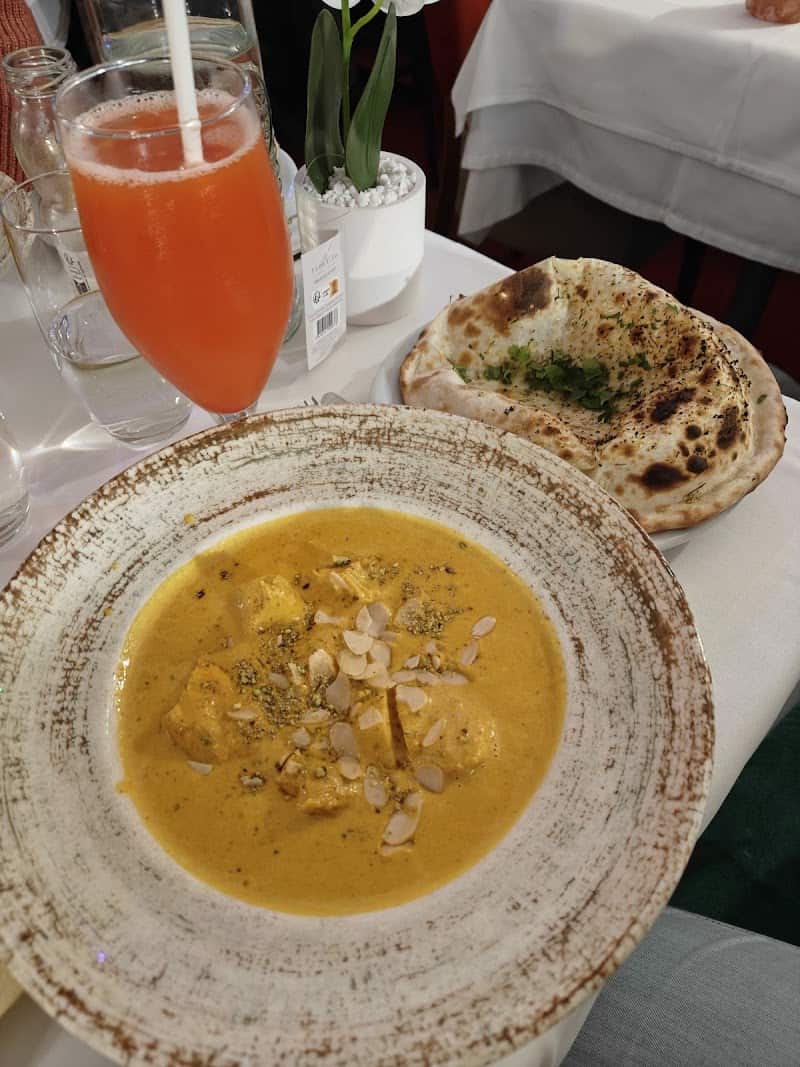 Restaurant La Route Du Kashmir à Pontoise, France