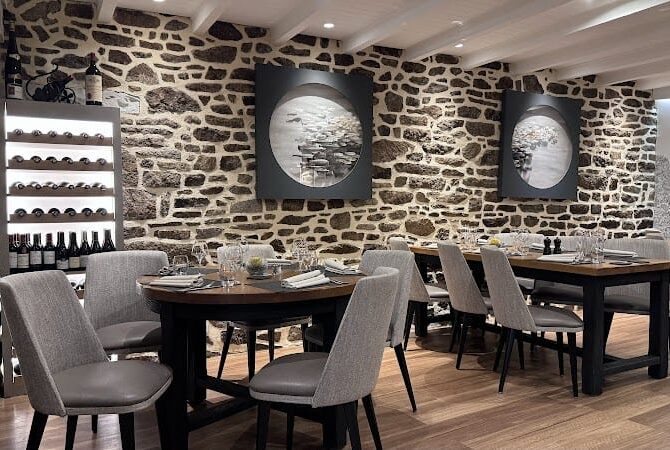 Restaurant La Vieille Braise SARL à Lanvallay, France