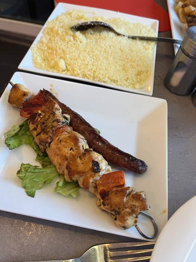 Restaurant L’Avenir à Saint-Denis, France