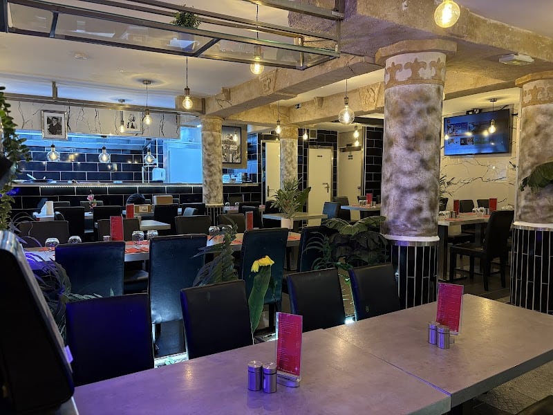 Restaurant L’Avenir à Saint-Denis, France