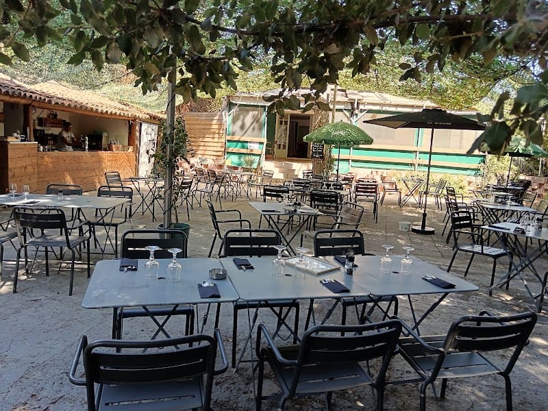 Restaurant Le 13 à Meyreuil, France