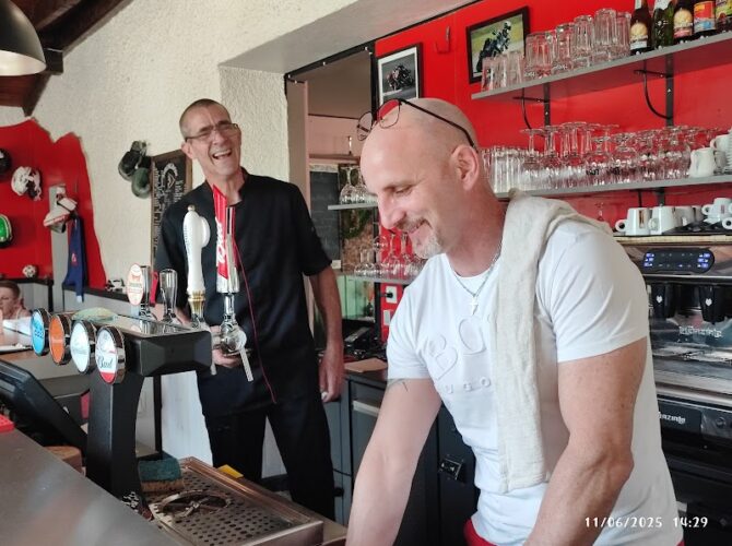 Restaurant Le Cardinalin à Lully, France