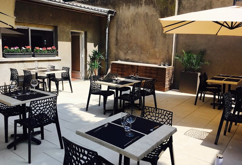 Restaurant Le Dancourt à Charmes, France