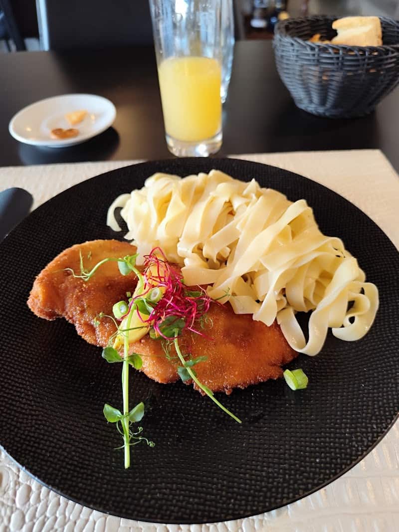 Restaurant Le Dancourt à Charmes, France