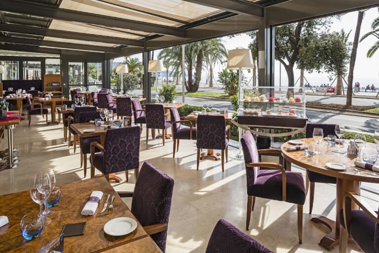 Restaurant Le Duc à Nice, France — photo 1