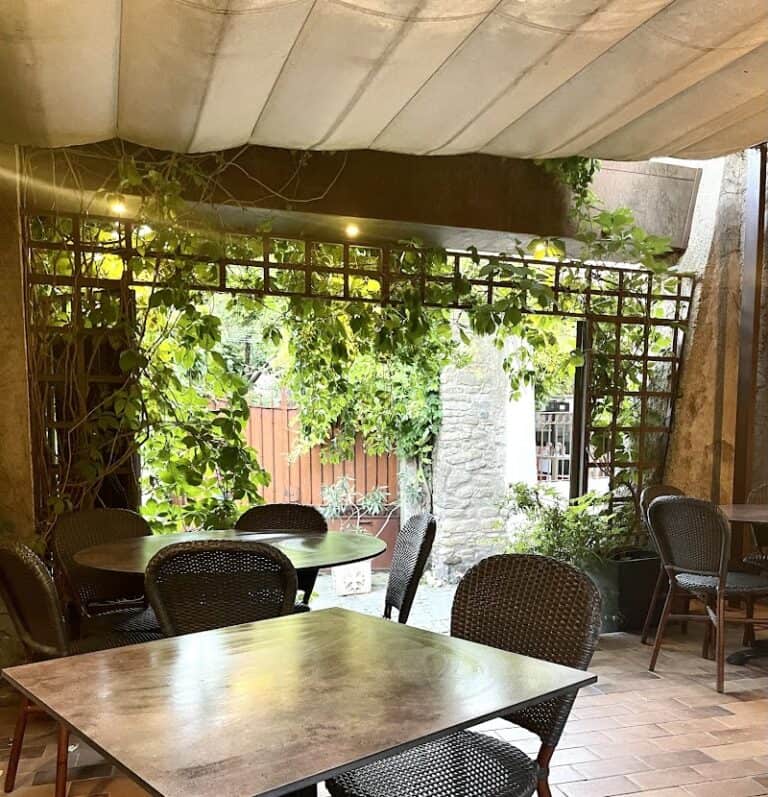 Restaurant Le Plô à Carcassonne, France — photo 1