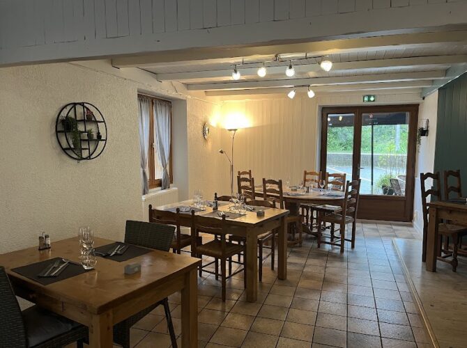 Restaurant Le Pont du Risse à Saint-Jeoire, France