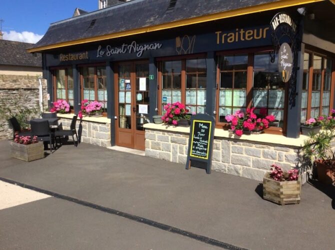 Restaurant Le Saint Aignan à Saint-Aignan-de-Couptrain, France