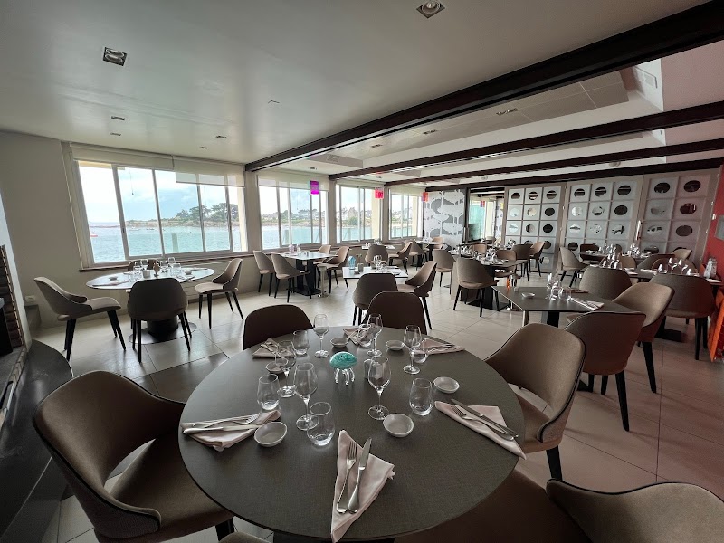 Restaurant Le Vivier Lomener à Ploemeur, France