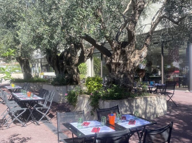 Restaurant Les Jardins Suspendus à Carros, France