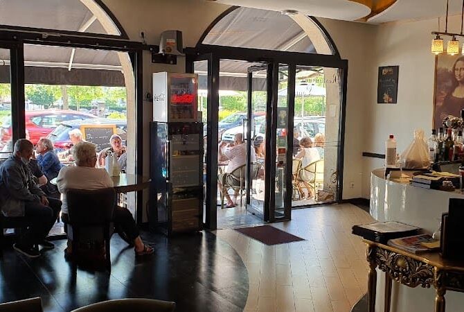 Restaurant les quais à Pontoise, France