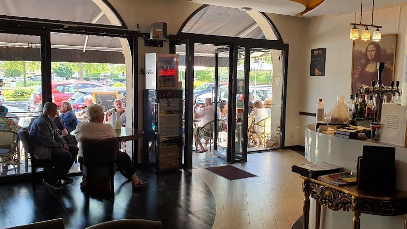 Restaurant les quais à Pontoise, France