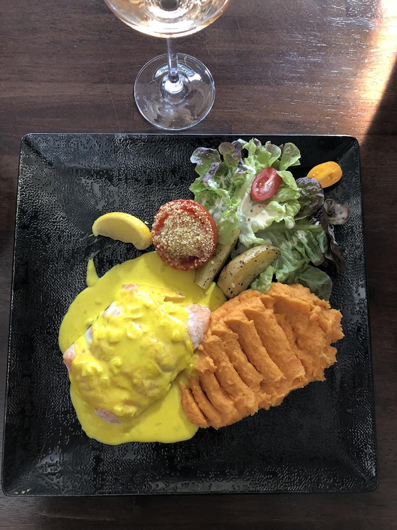 Restaurant les quais à Pontoise, France