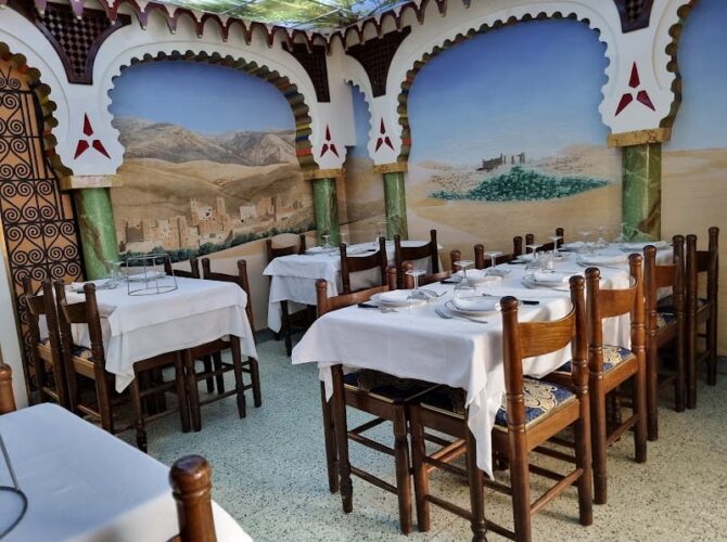 Restaurant L’Oasis à Saint-Ouen-sur-Seine, France