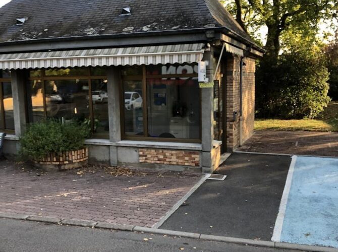 Restaurant Municipal à Saint-Germain-du-Puy, France