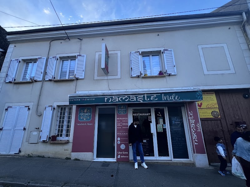 Restaurant Namaste Inde à Saulx-les-Chartreux, France
