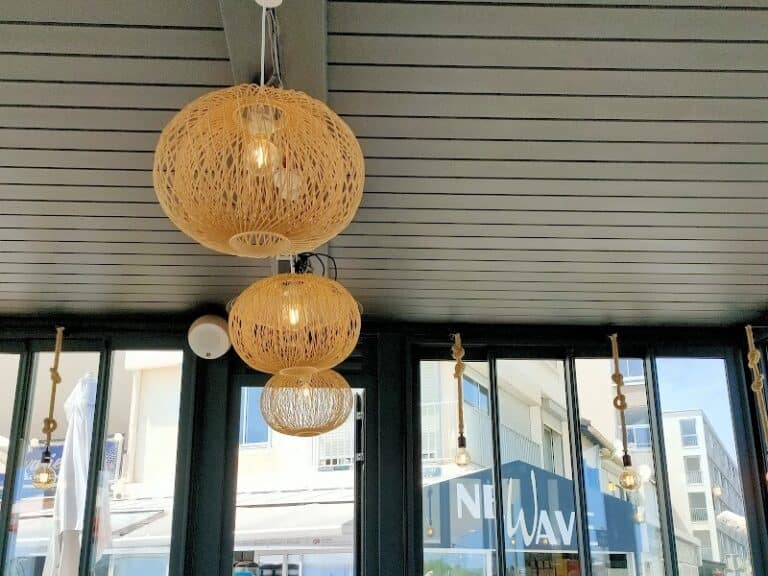 Restaurant New Wave ⋅ Bord de mer à Palavas-les-Flots, France — photo 1