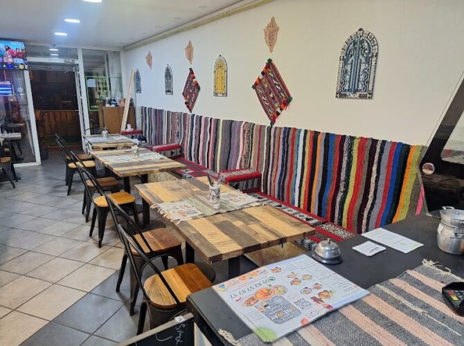 Restaurant One Way ( HALAL / TUNISIEN ) à Longjumeau, France