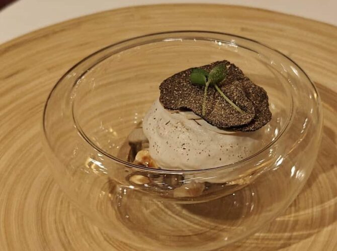 Restaurant à Rouvres-en-Xaintois, France