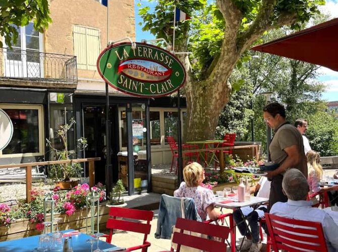 Restaurant Terrasse Saint Clair-Caluire à Caluire-et-Cuire, France