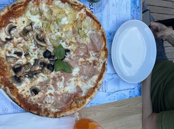 Restaurant Um Wier à Useldange, Luxembourg