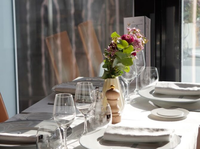 Restaurant Vatel Paris à Courbevoie, France