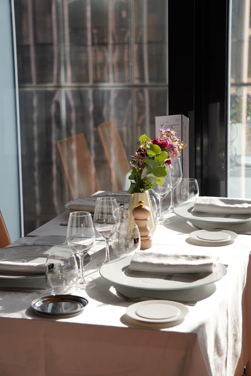 Restaurant Vatel Paris à Courbevoie, France