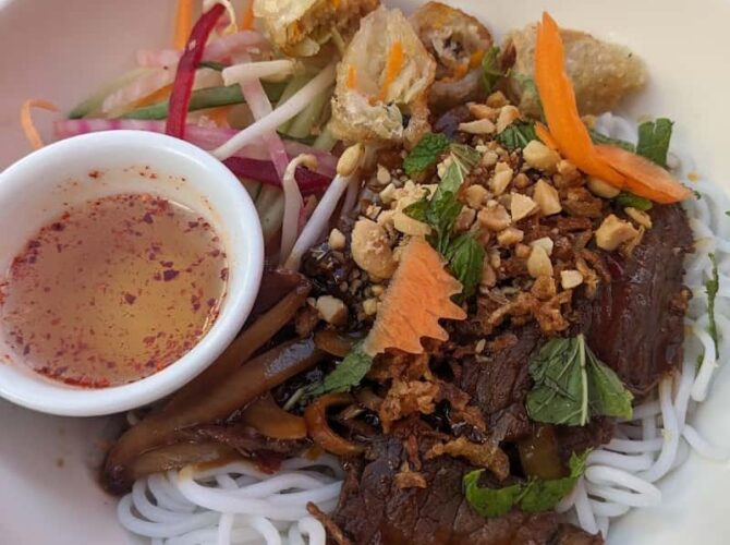 RESTAURANT VIETNAMIEN PHAN GIA à Gardanne, France